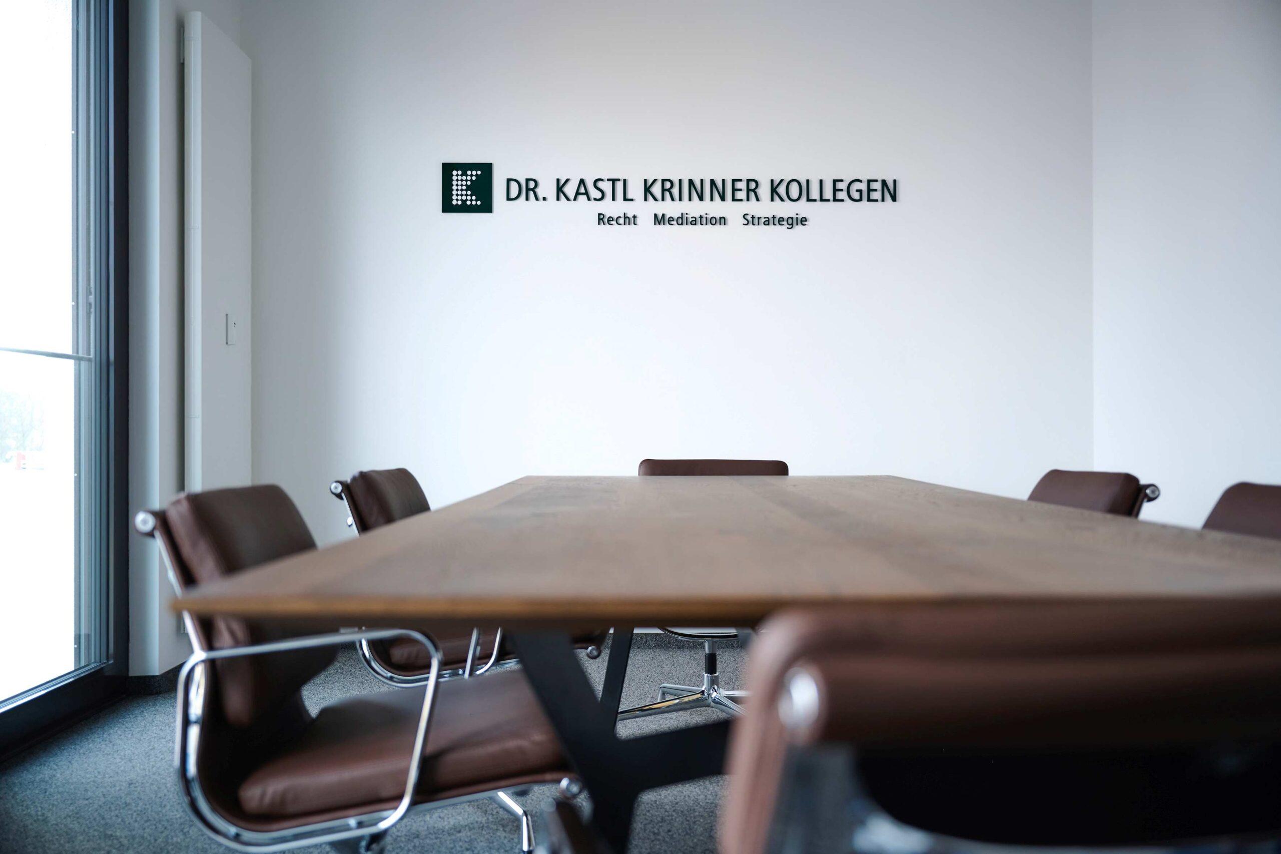 Besprechungsraum der Rechtsanwälte Dr. Kastl Krinner PartmbB, Dingolfing
